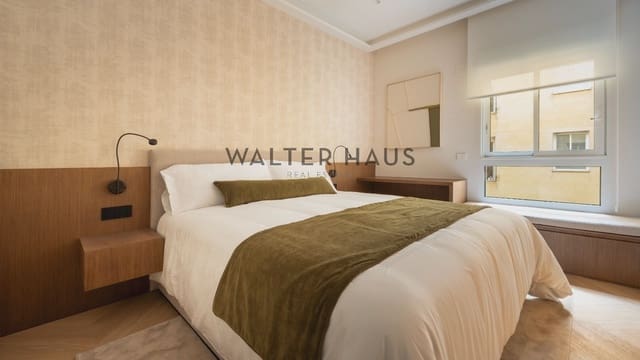 3 bedroom Flat for sale in Jerónimos, Madrid city - € 3,200,000 (Ref: 9937316)