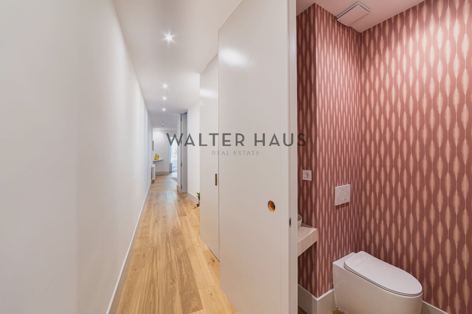 3 bedroom Flat for sale in Madrid city - € 2,075,000 (Ref: 9939123)