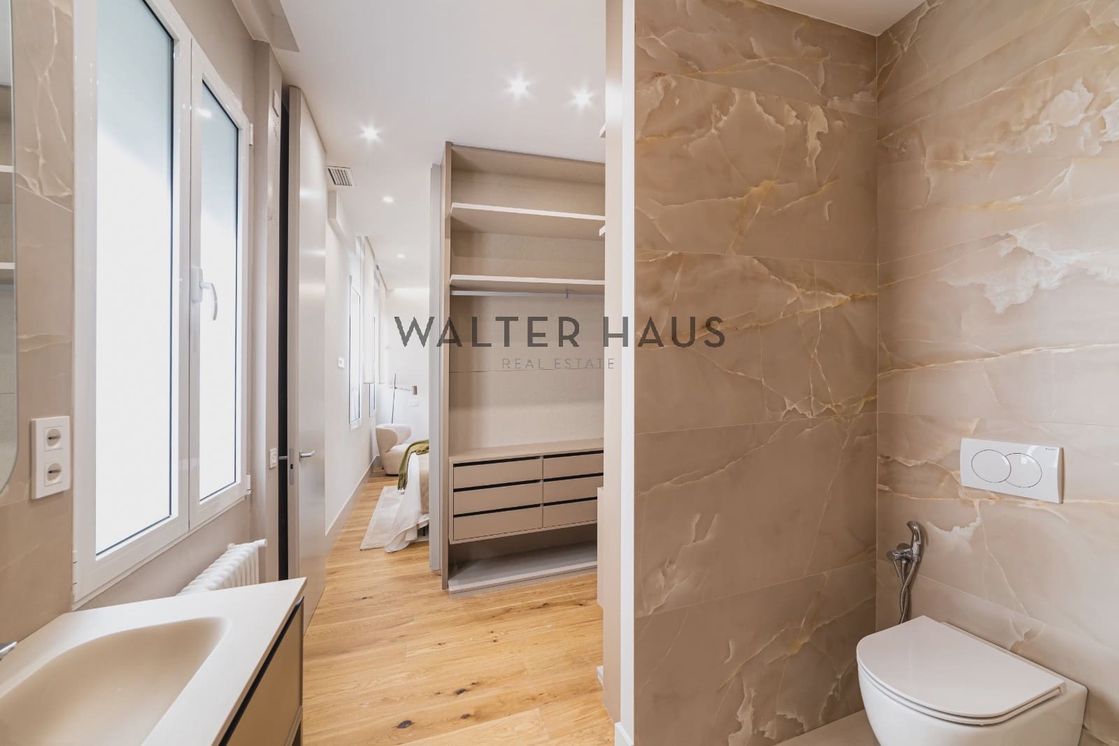 3 bedroom Flat for sale in Madrid city - € 2,075,000 (Ref: 9939123)