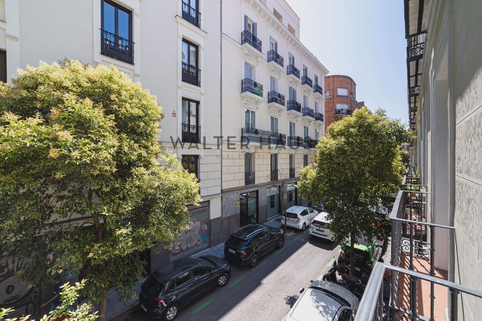 3 bedroom Flat for sale in Madrid city - € 2,075,000 (Ref: 9939123)