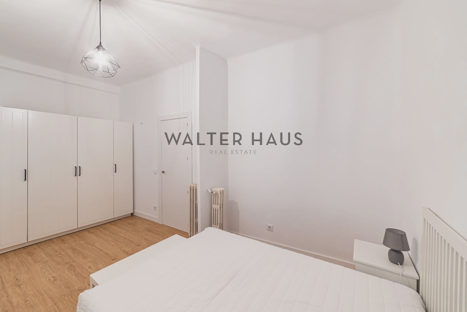 3 soverom Leilighet til leie i Madrid by - € 4 100 (Ref: 9941282)