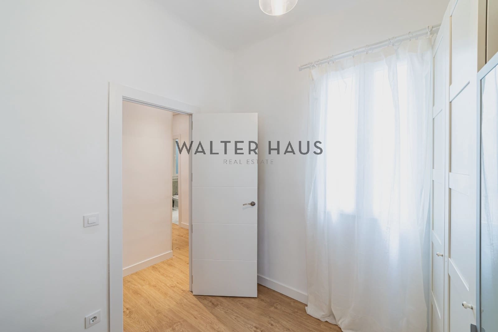 3 soverom Leilighet til leie i Madrid by - € 4 100 (Ref: 9941282)