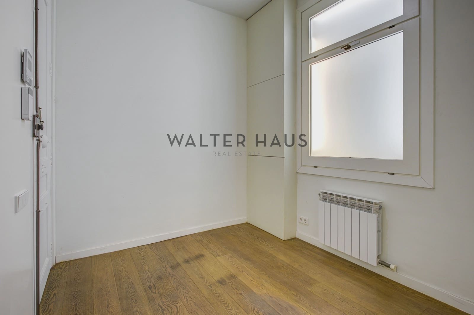 Piso de 3 habitaciones en Barcelona ciudad en venta - 1.850.000 € (Ref: 9944457)