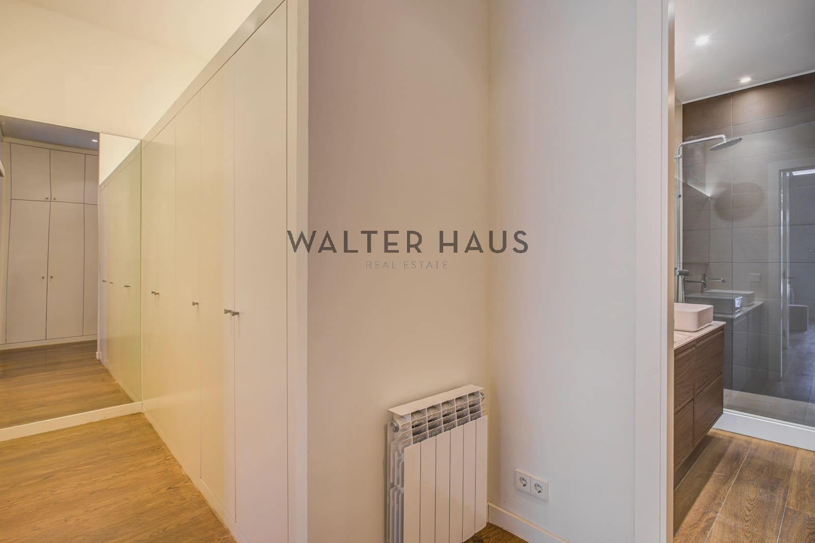 Piso de 3 habitaciones en Barcelona ciudad en venta - 1.850.000 € (Ref: 9944457)