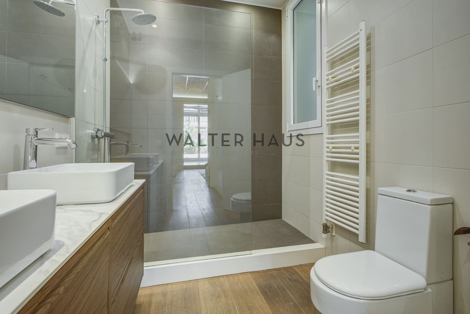 Piso de 3 habitaciones en Barcelona ciudad en venta - 1.850.000 € (Ref: 9944457)