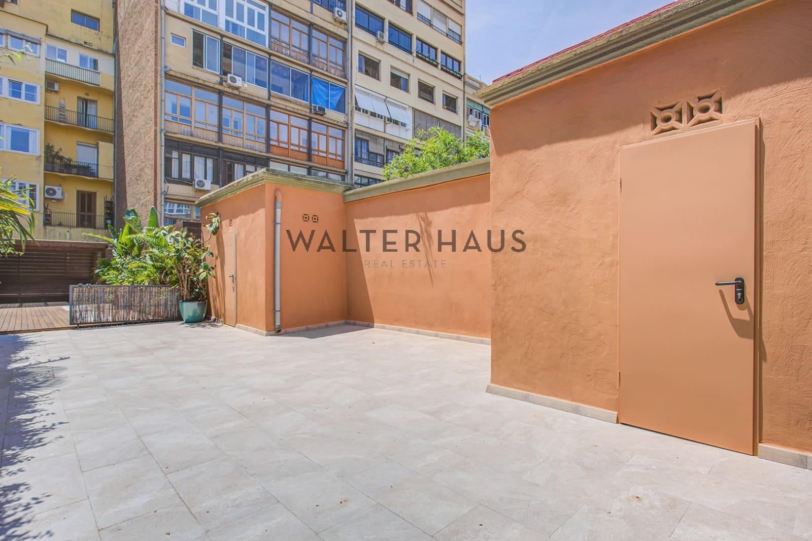 Piso de 3 habitaciones en Barcelona ciudad en venta - 1.850.000 € (Ref: 9944457)