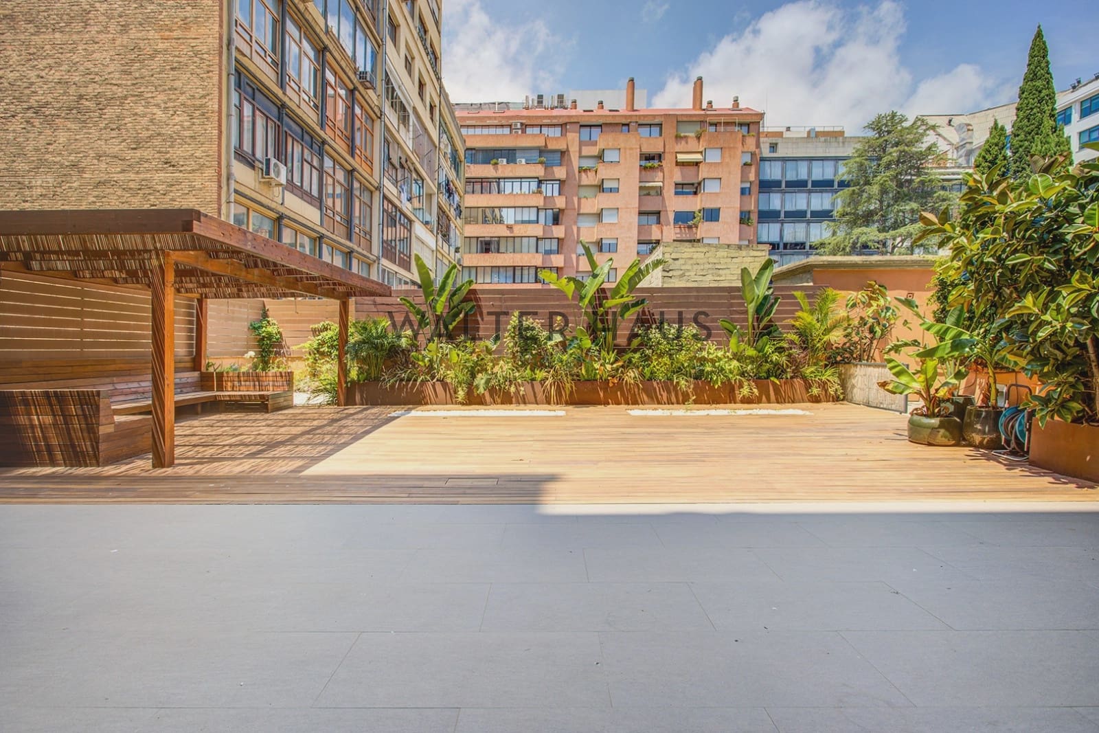 Piso de 3 habitaciones en Barcelona ciudad en venta - 1.850.000 € (Ref: 9944457)