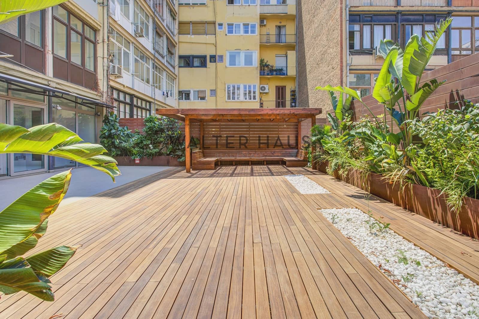 Piso de 3 habitaciones en Barcelona ciudad en venta - 1.850.000 € (Ref: 9944457)