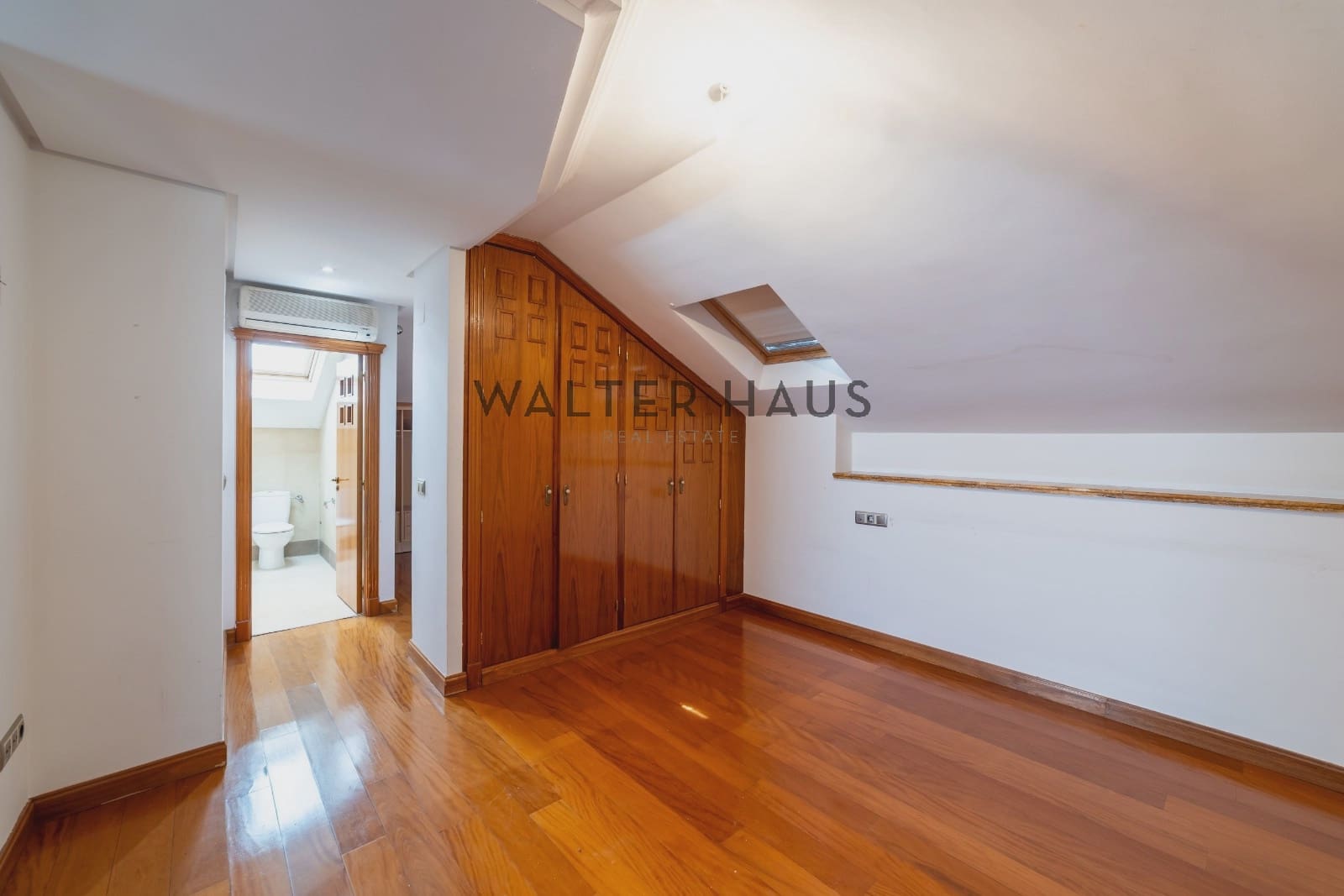 6 slaapkamer Villa te koop in Madrid stad - € 3.199.000 (Ref: 9946803)