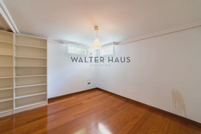 6 slaapkamer Villa te koop in Nueva España, Madrid stad - € 3.199.000 (Ref: 9946803)