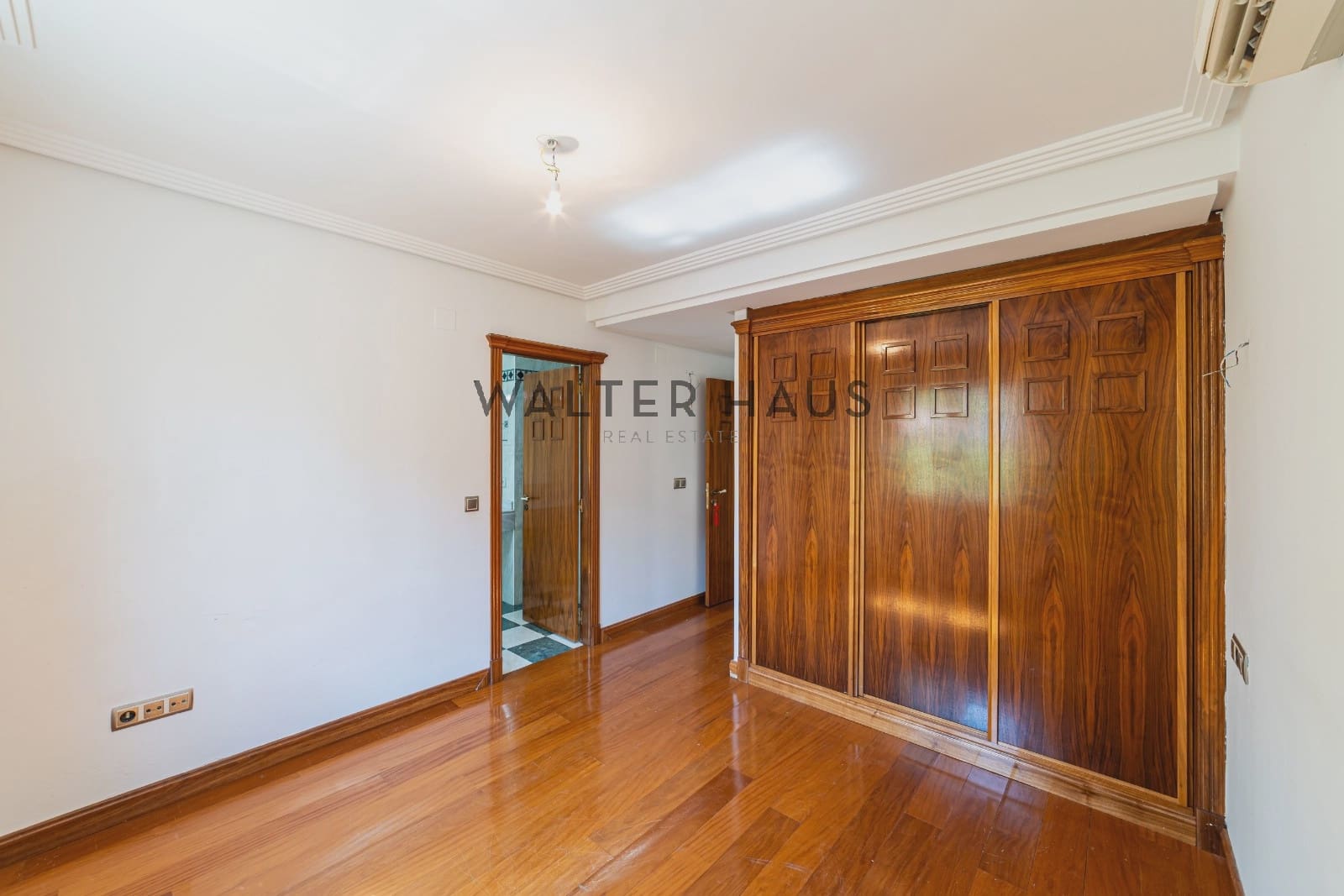 6 slaapkamer Villa te koop in Madrid stad - € 3.199.000 (Ref: 9946803)