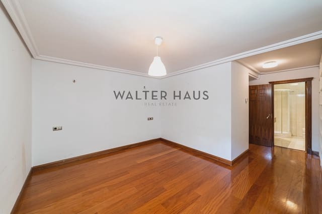 6 slaapkamer Villa te koop in Nueva España, Madrid stad - € 3.199.000 (Ref: 9946803)