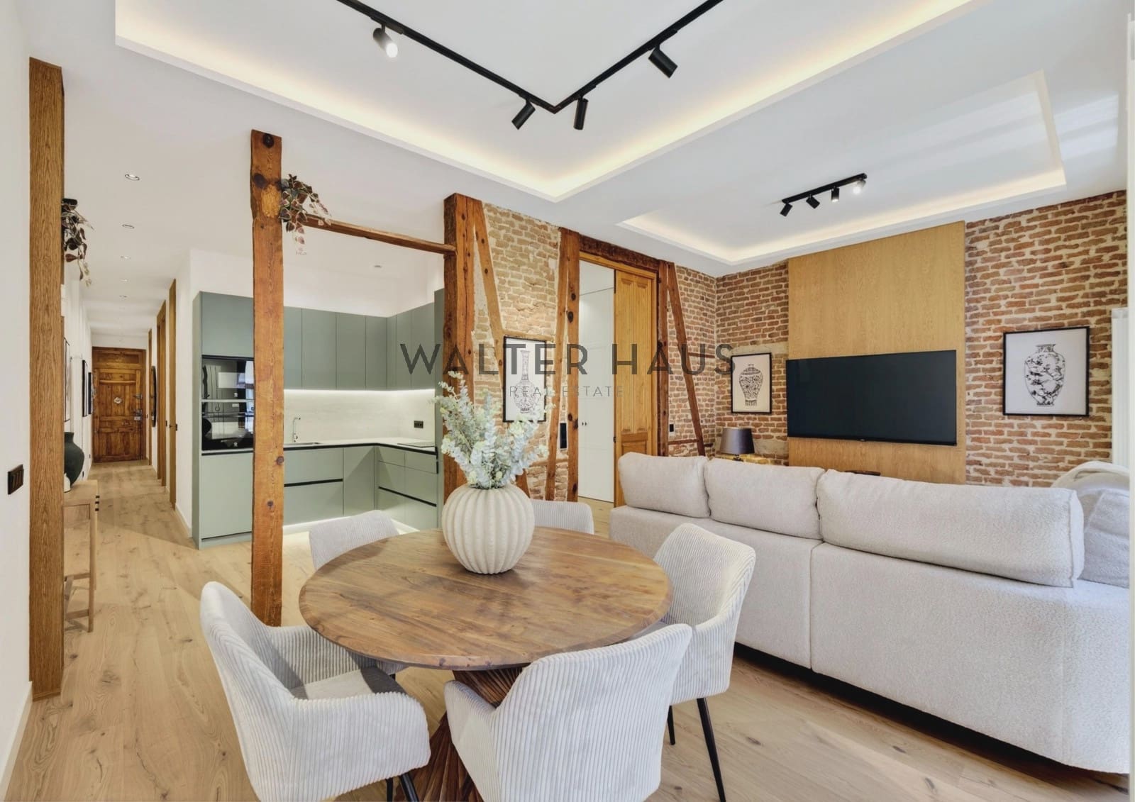 3 soveværelse Lejlighed til salg i Madrid by - € 1.095.000 (Ref: 9948398)