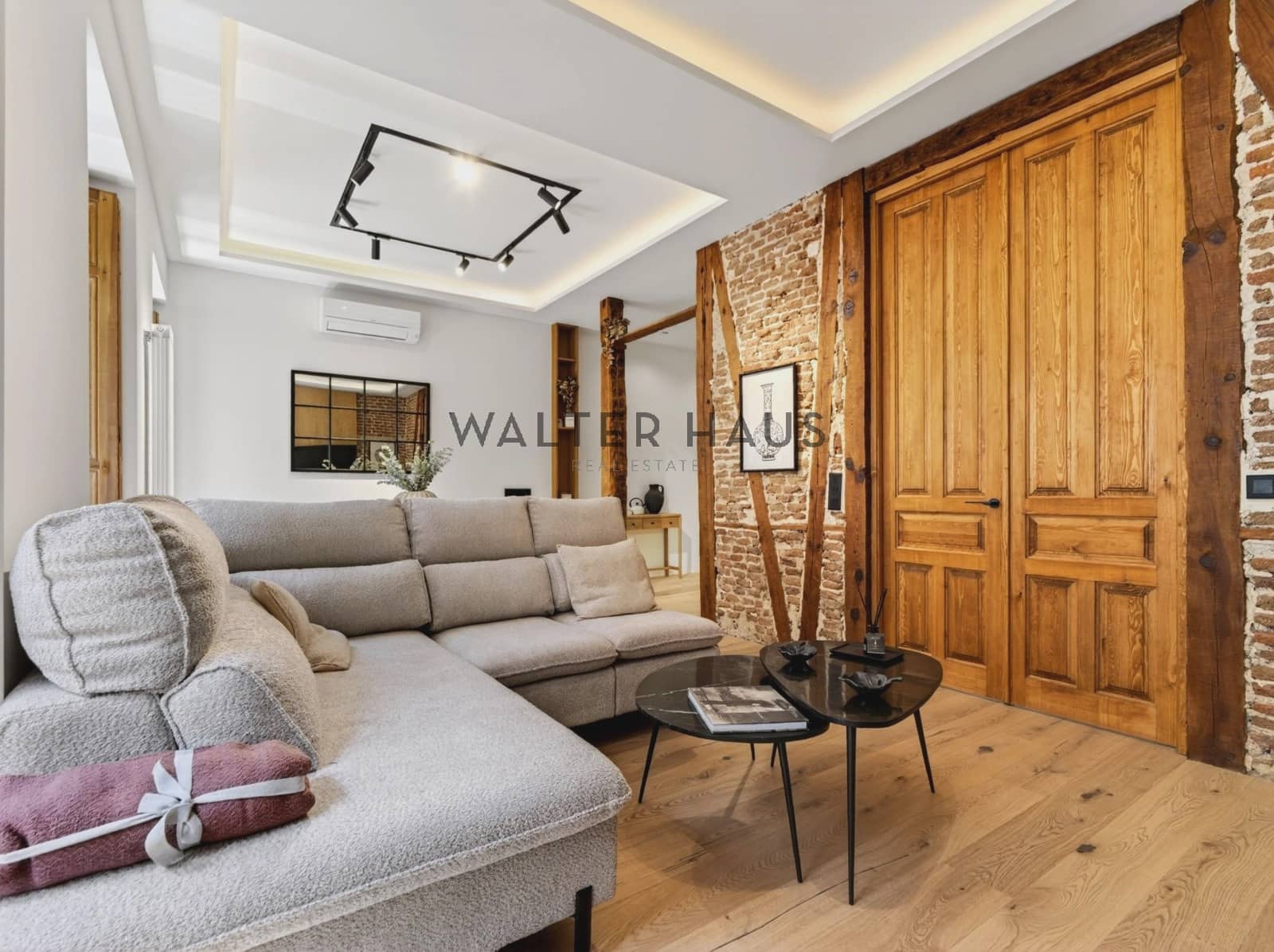 3 soveværelse Lejlighed til salg i Madrid by - € 1.095.000 (Ref: 9948398)