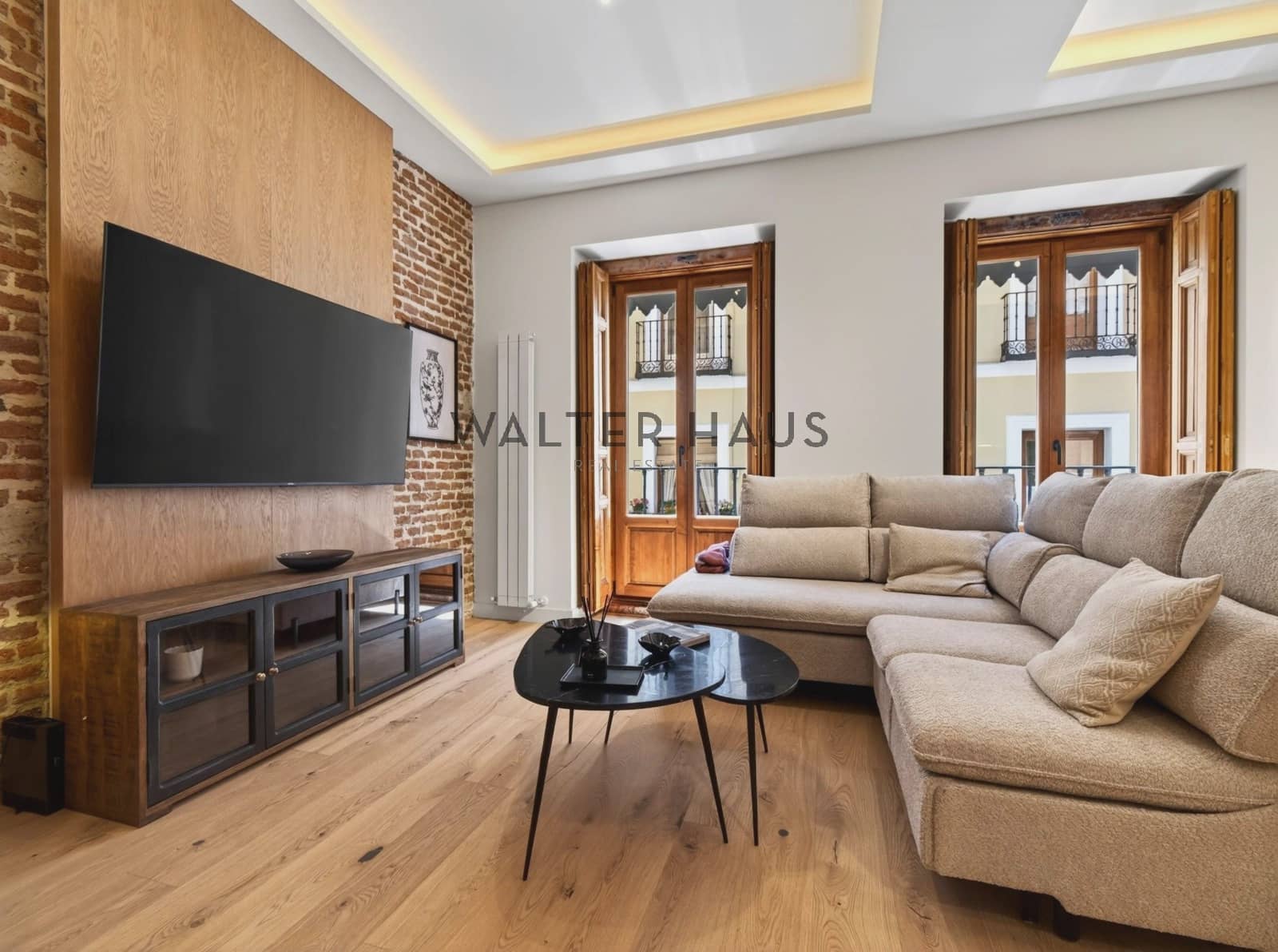 3 soveværelse Lejlighed til salg i Madrid by - € 1.095.000 (Ref: 9948398)