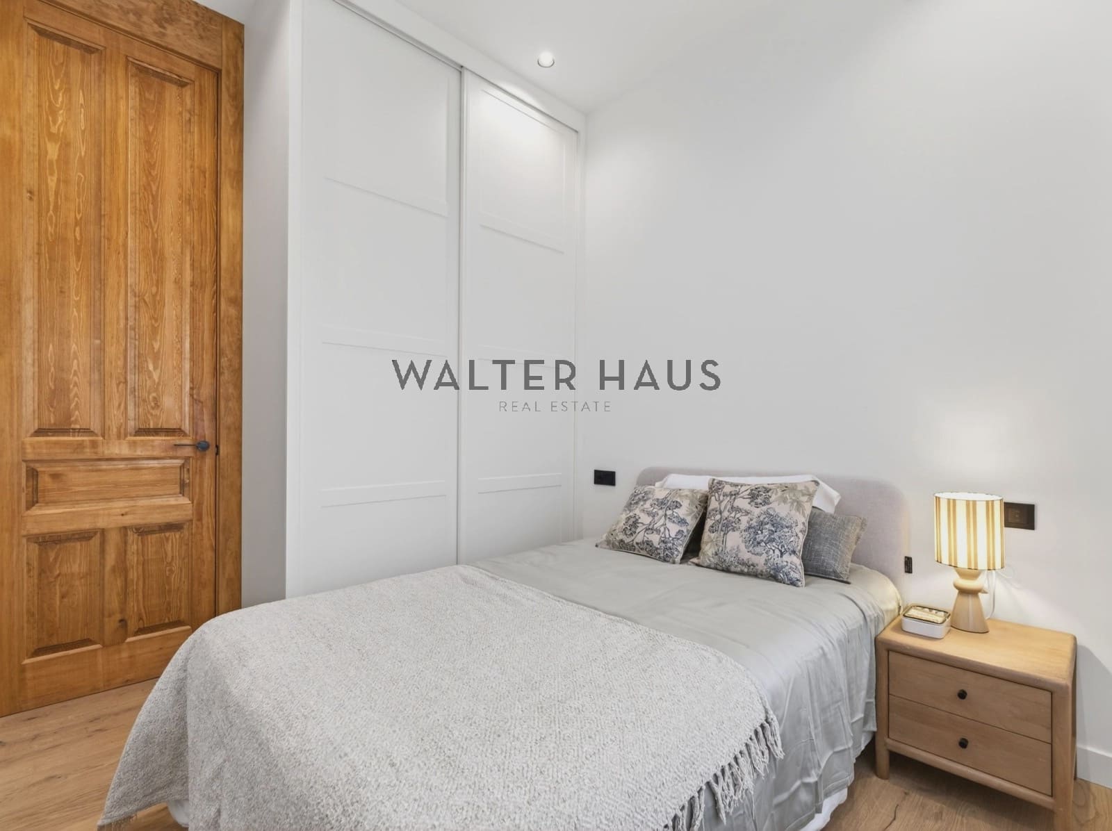 3 soveværelse Lejlighed til salg i Madrid by - € 1.095.000 (Ref: 9948398)