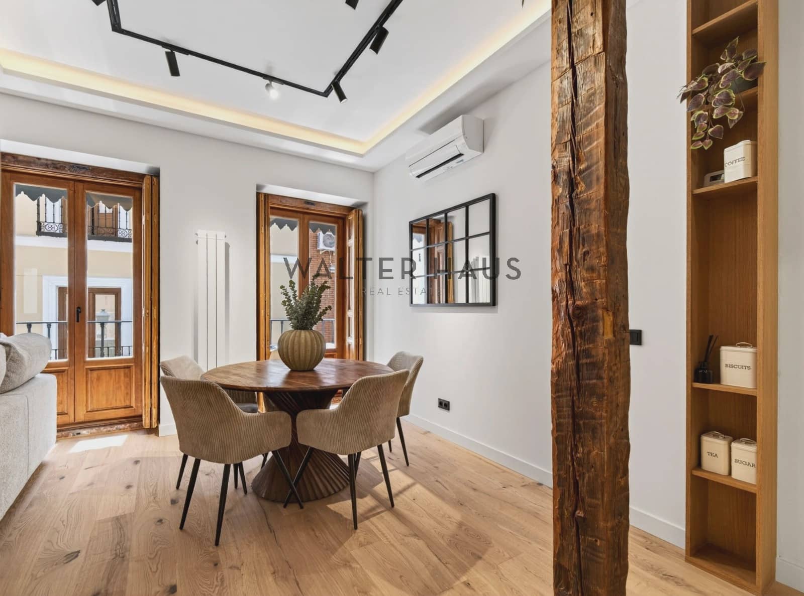 3 soveværelse Lejlighed til salg i Madrid by - € 1.095.000 (Ref: 9948398)