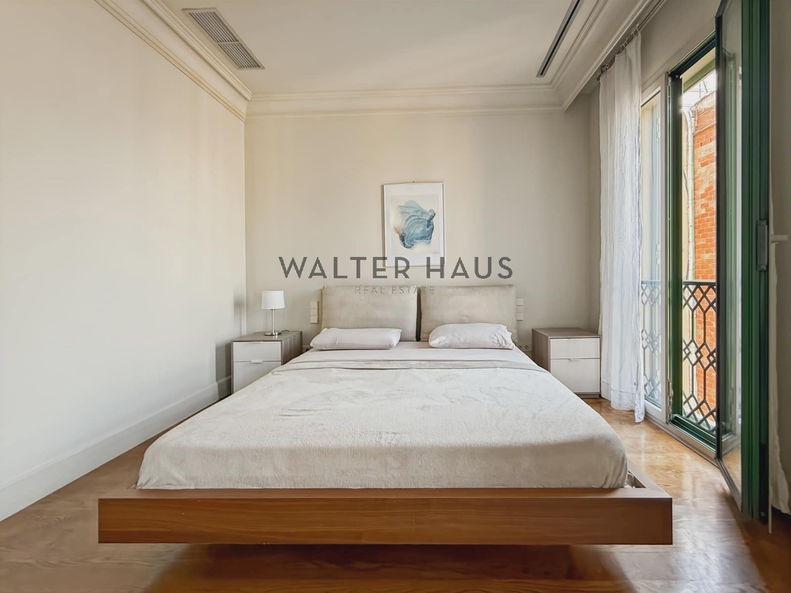 4 quarto Apartamento para arrendar em Barcelona cidade - 7 000 € (Ref: 9948576)