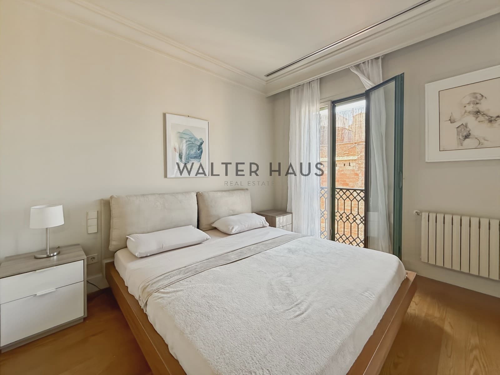4 quarto Apartamento para arrendar em Barcelona cidade - 7 000 € (Ref: 9948576)