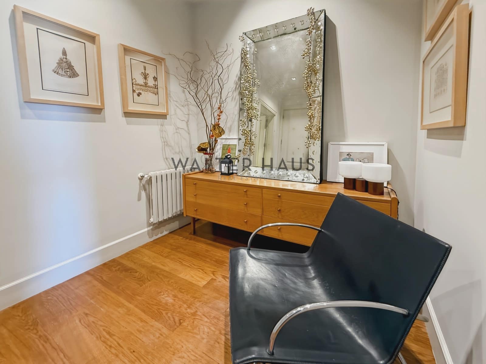 4 quarto Apartamento para arrendar em Barcelona cidade - 7 000 € (Ref: 9948576)