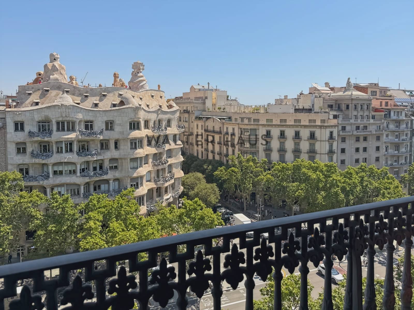 4 quarto Apartamento para arrendar em Barcelona cidade - 7 000 € (Ref: 9948576)