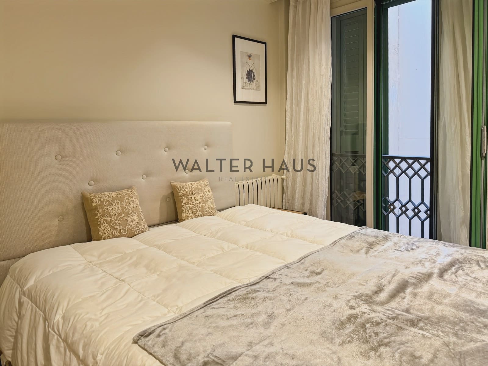 4 quarto Apartamento para arrendar em Barcelona cidade - 7 000 € (Ref: 9948576)