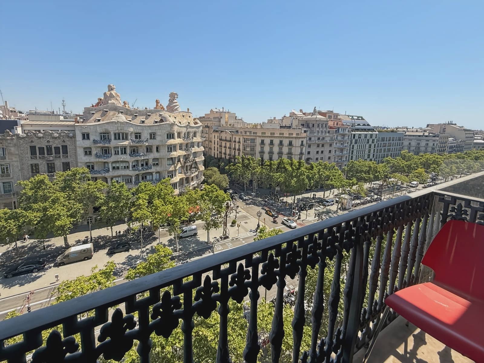 4 quarto Apartamento para arrendar em Barcelona cidade - 7 000 € (Ref: 9948576)
