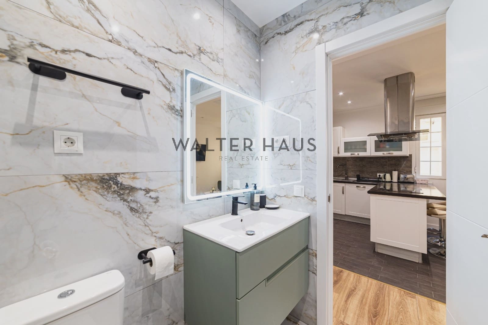 3 sovrum Lägenhet att hyra i Madrid stad - 2 800 € (Ref: 9950360)