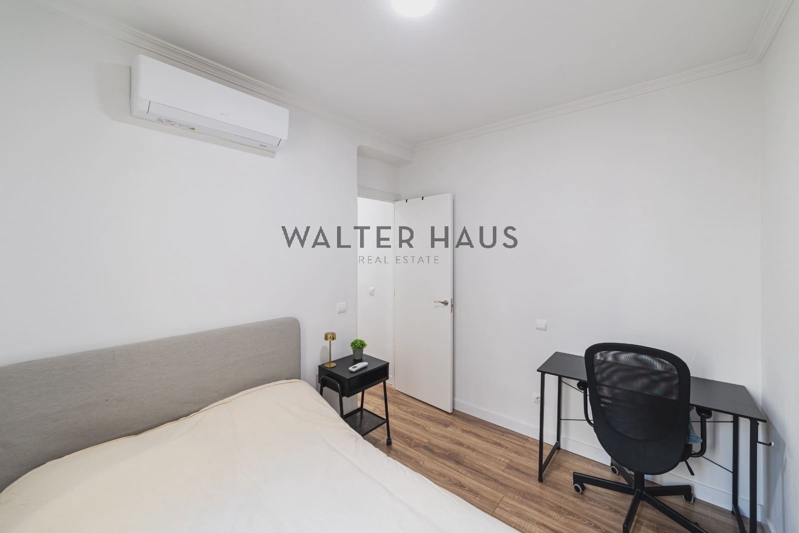 3 sovrum Lägenhet att hyra i Madrid stad - 2 800 € (Ref: 9950360)