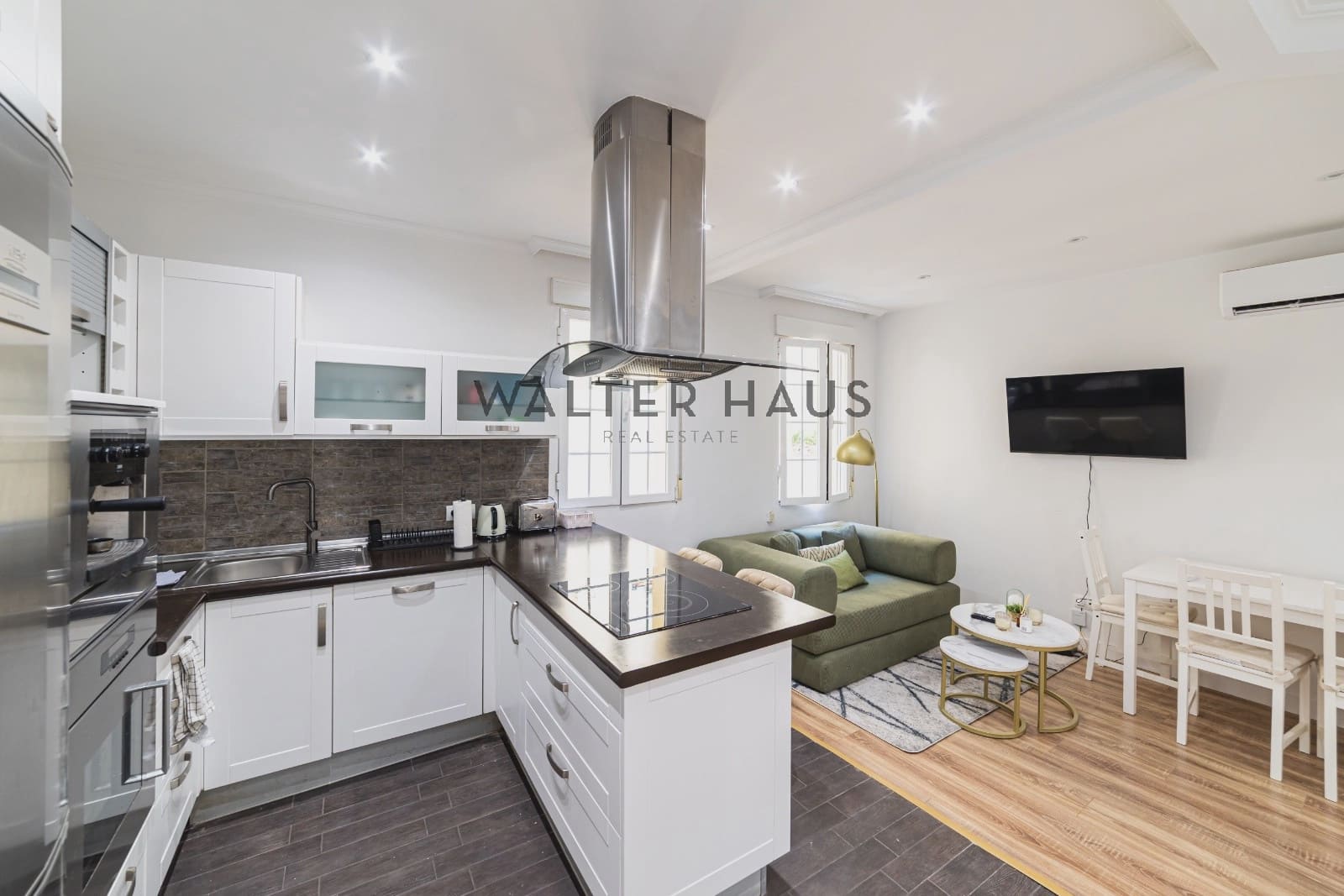 3 sovrum Lägenhet att hyra i Madrid stad - 2 800 € (Ref: 9950360)
