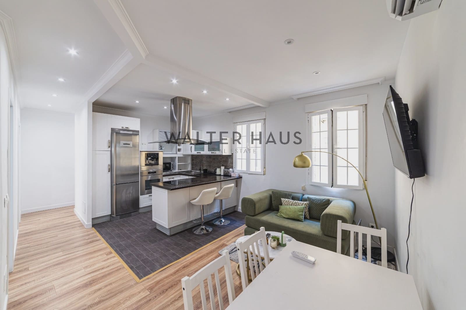 3 sovrum Lägenhet att hyra i Madrid stad - 2 800 € (Ref: 9950360)