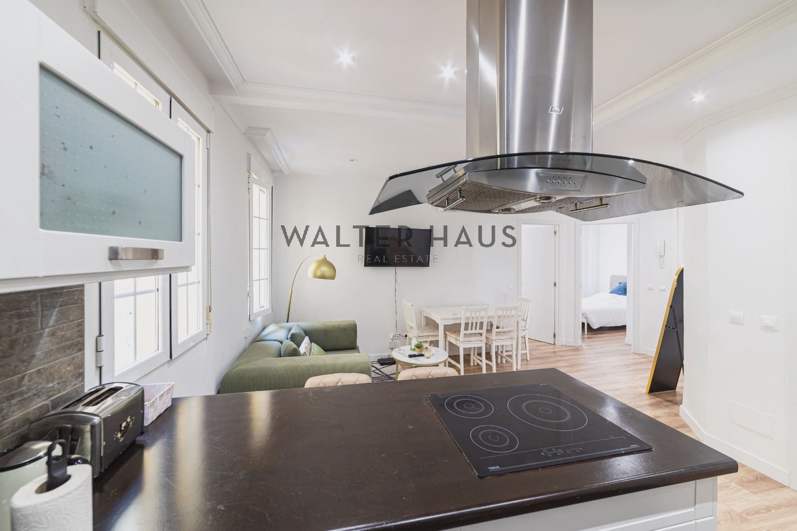 3 sovrum Lägenhet att hyra i Madrid stad - 2 800 € (Ref: 9950360)