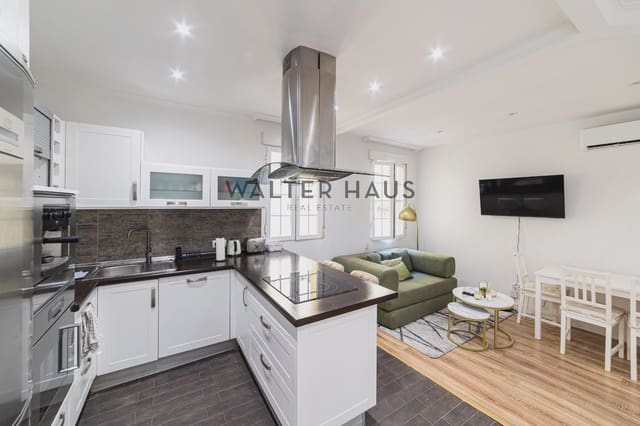3 sovrum Lägenhet att hyra i Pacífico, Madrid stad - 2 800 € (Ref: 9950360)