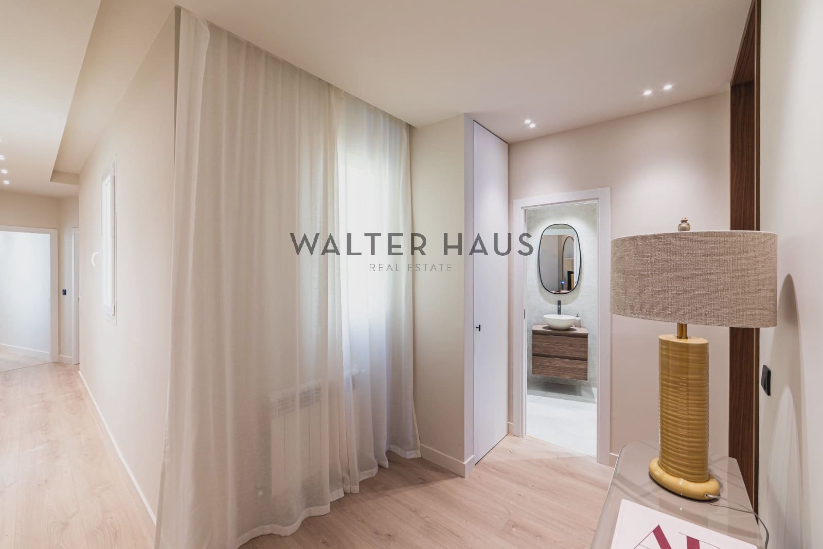 2 slaapkamer Flat te koop in Madrid stad - € 1.250.000 (Ref: 9950362)