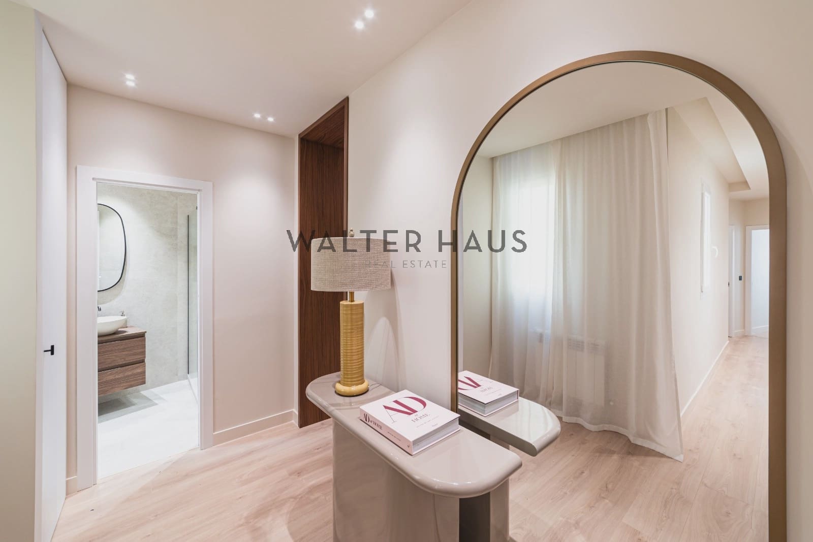 2 slaapkamer Flat te koop in Madrid stad - € 1.250.000 (Ref: 9950362)