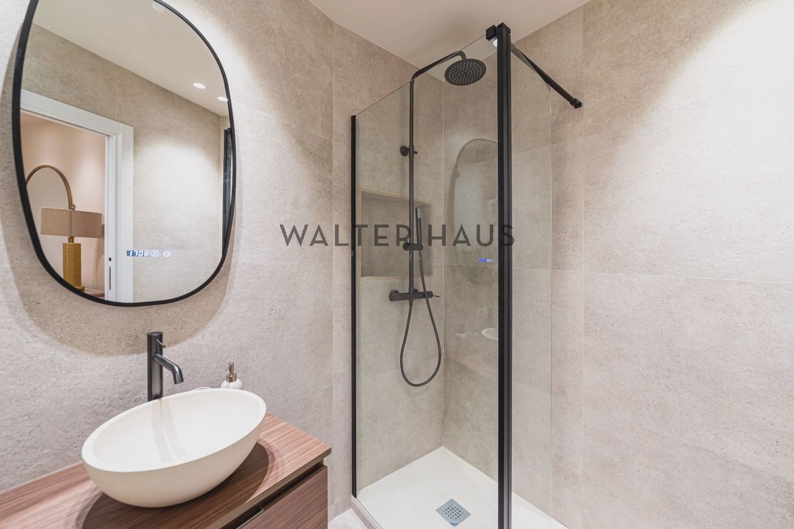 2 slaapkamer Flat te koop in Madrid stad - € 1.250.000 (Ref: 9950362)