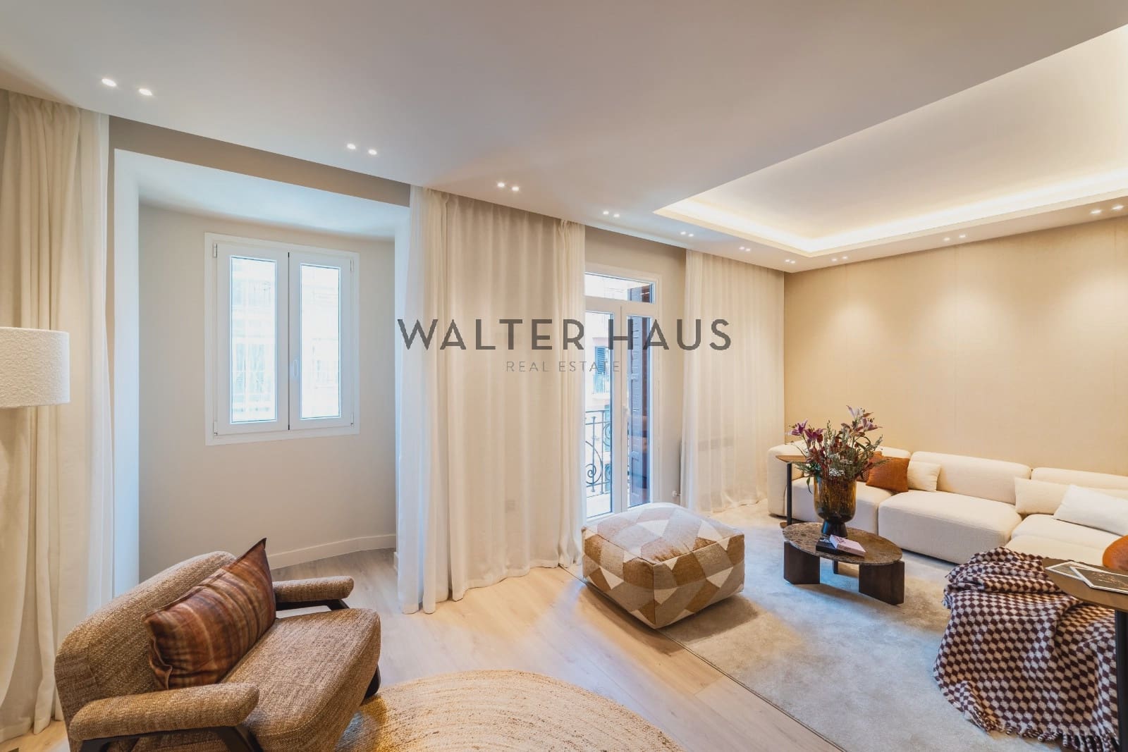 2 slaapkamer Flat te koop in Madrid stad - € 1.250.000 (Ref: 9950362)