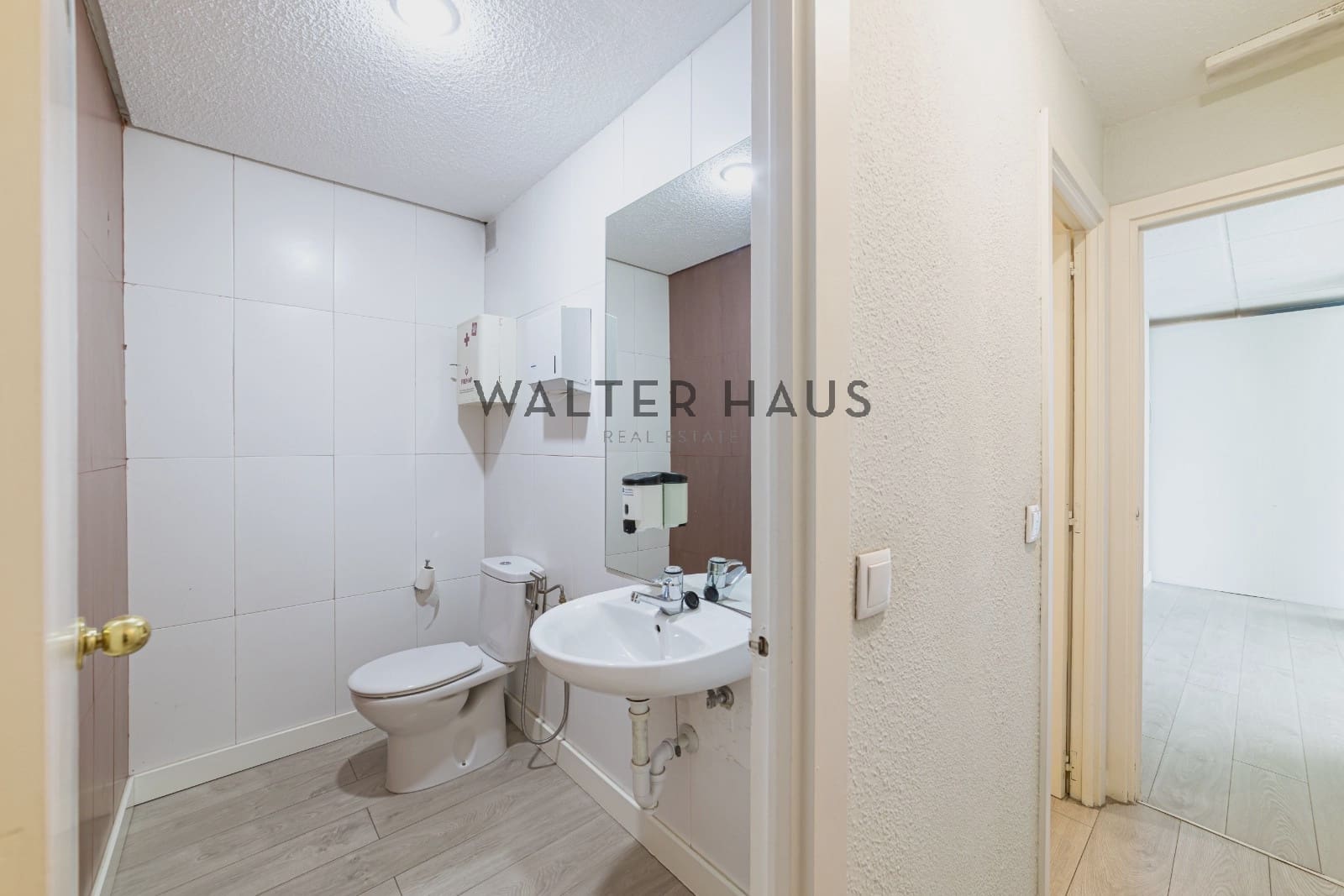 5 bedroom Flat for sale in Madrid city - € 1,850,000 (Ref: 9950759)