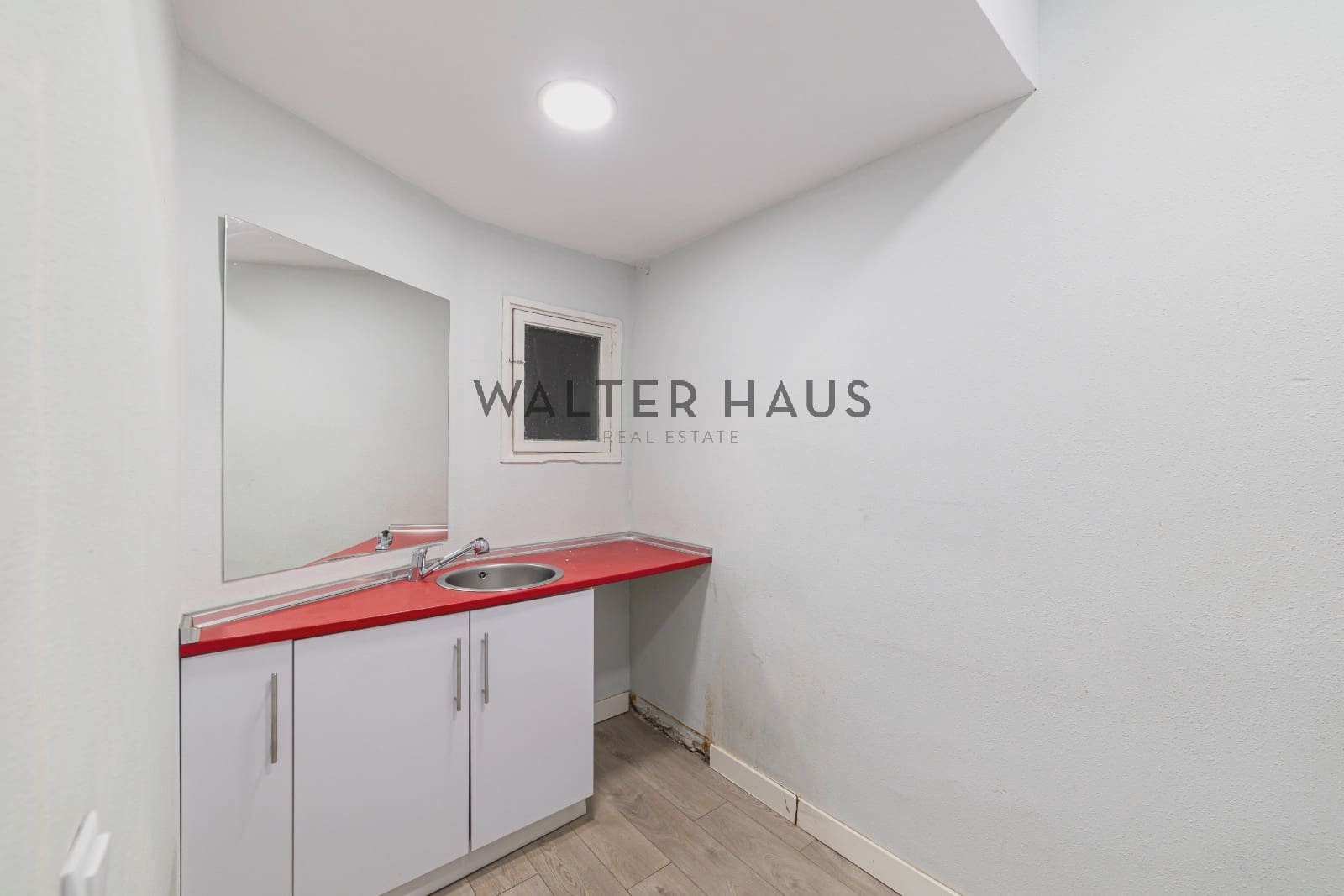 5 bedroom Flat for sale in Madrid city - € 1,850,000 (Ref: 9950759)