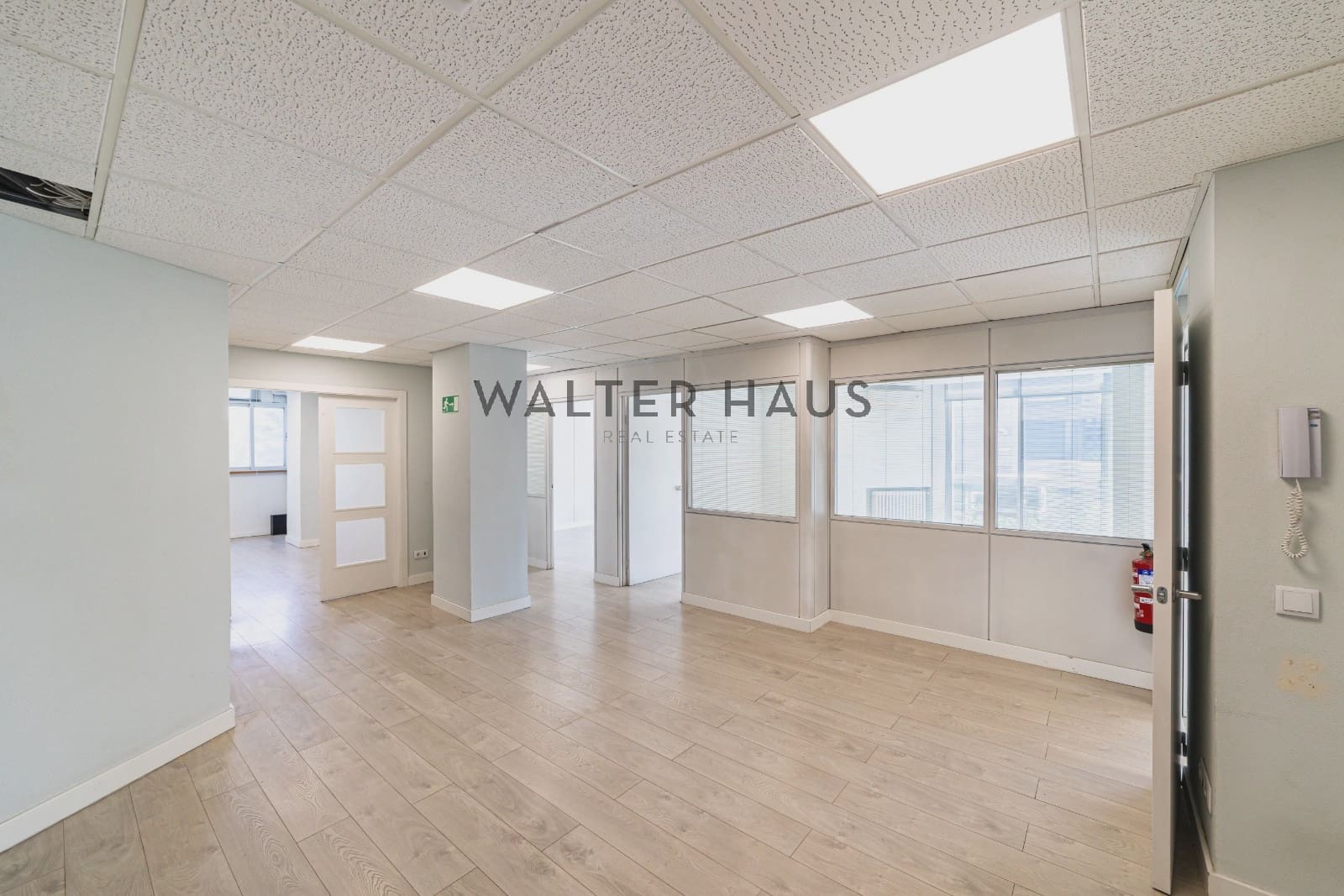 5 bedroom Flat for sale in Madrid city - € 1,850,000 (Ref: 9950759)