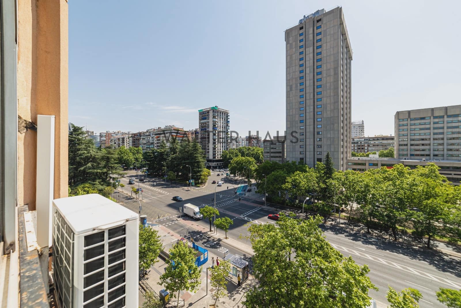 5 bedroom Flat for sale in Madrid city - € 1,850,000 (Ref: 9950759)