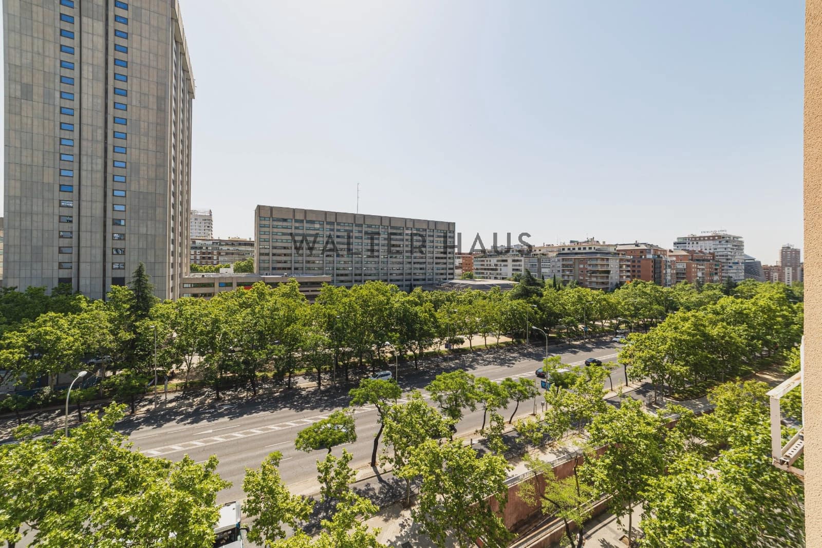 5 bedroom Flat for sale in Madrid city - € 1,850,000 (Ref: 9950759)