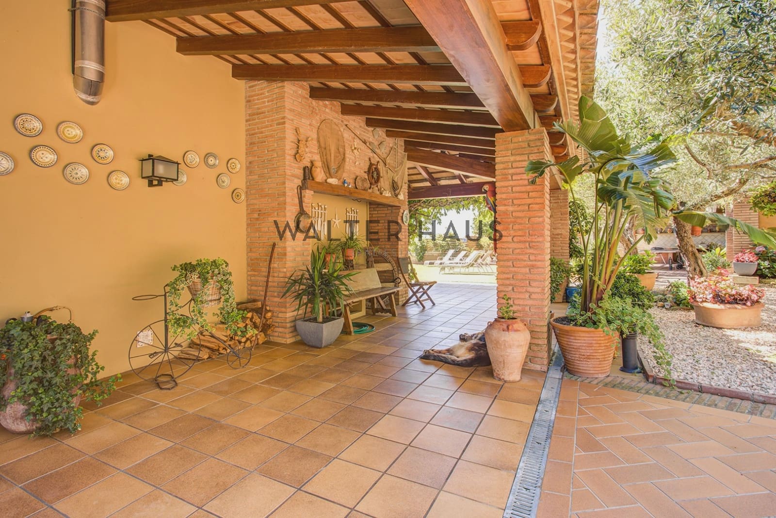 5 bedroom Villa for sale in Mont-ras - € 1,500,000 (Ref: 9956071)