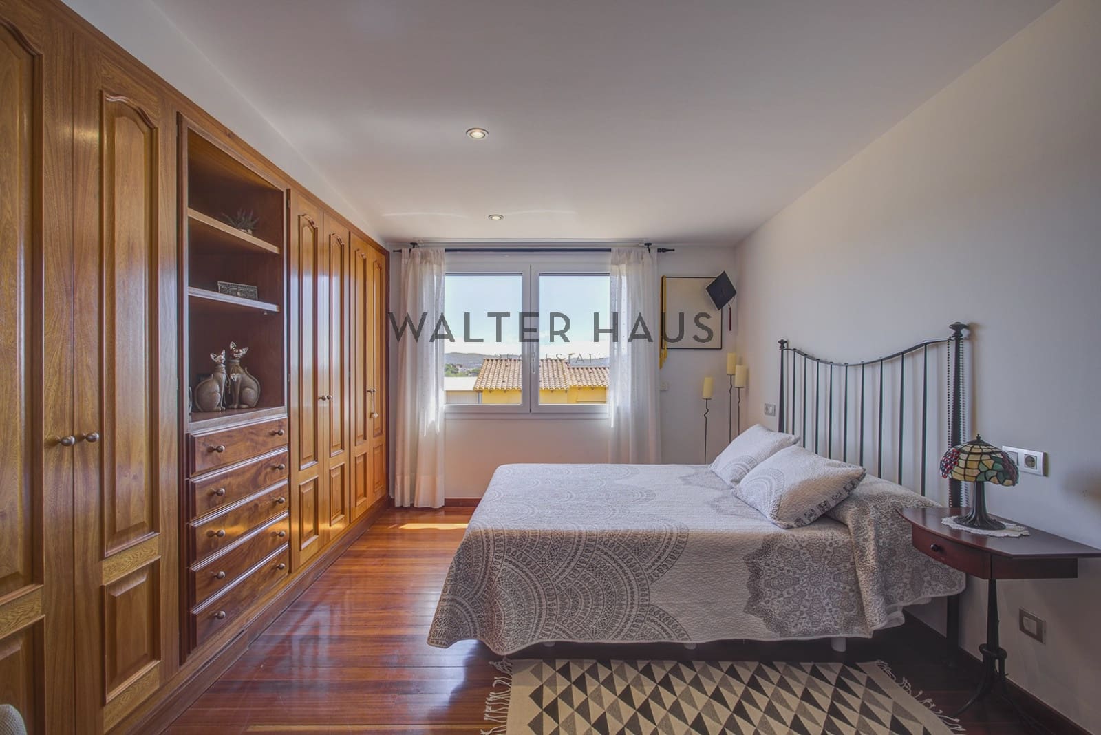 5 bedroom Villa for sale in Mont-ras - € 1,500,000 (Ref: 9956071)