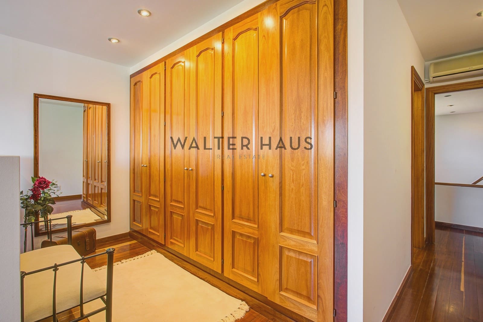 5 bedroom Villa for sale in Mont-ras - € 1,500,000 (Ref: 9956071)