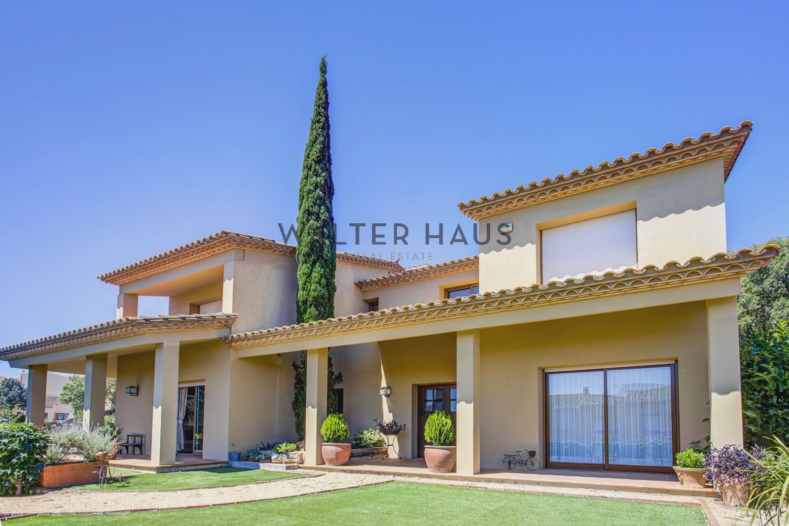 5 bedroom Villa for sale in Mont-ras - € 1,500,000 (Ref: 9956071)