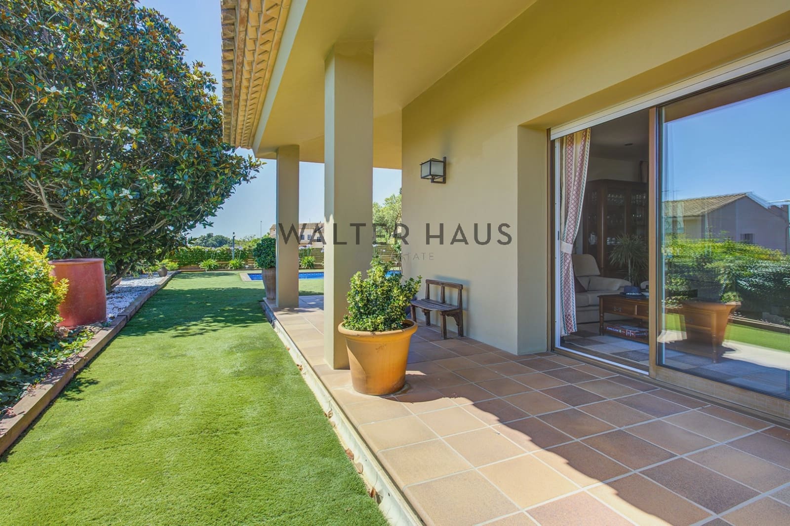 5 bedroom Villa for sale in Mont-ras - € 1,500,000 (Ref: 9956071)