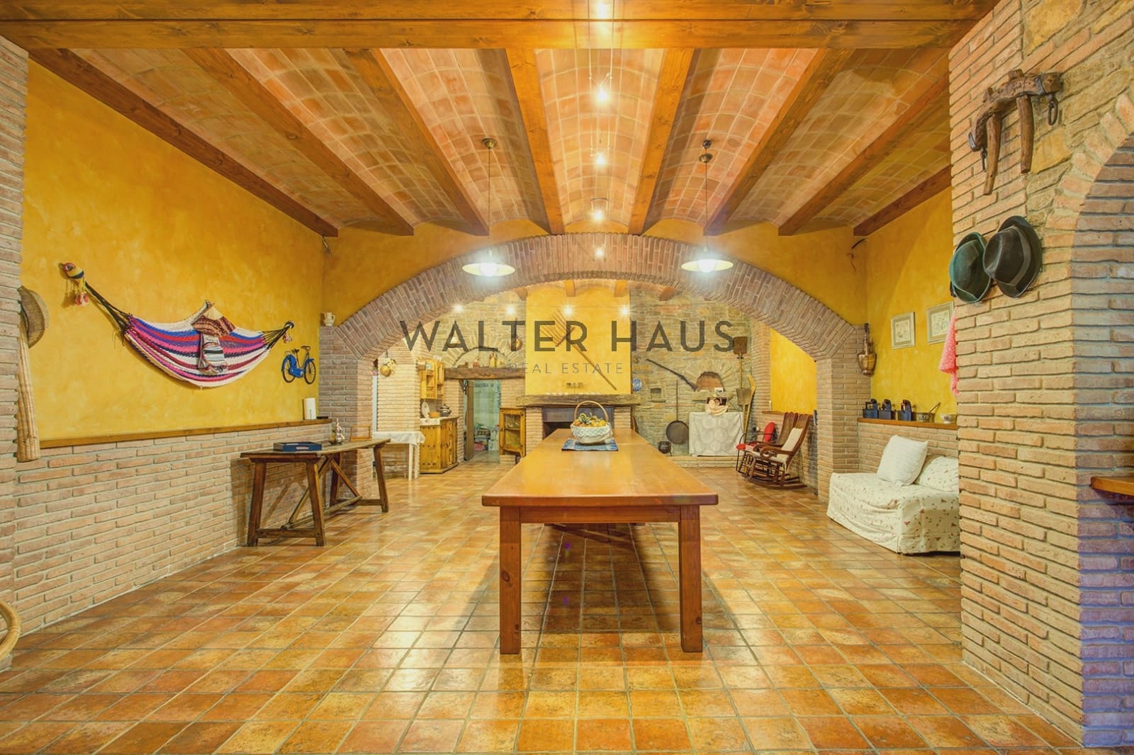 5 bedroom Villa for sale in Mont-ras - € 1,500,000 (Ref: 9956071)
