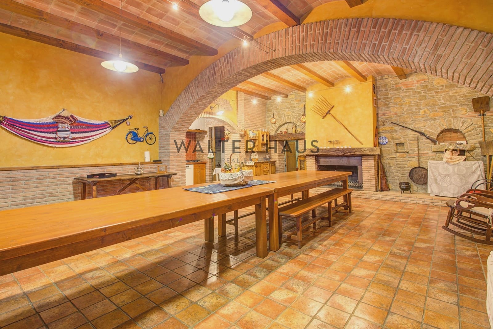 5 bedroom Villa for sale in Mont-ras - € 1,500,000 (Ref: 9956071)