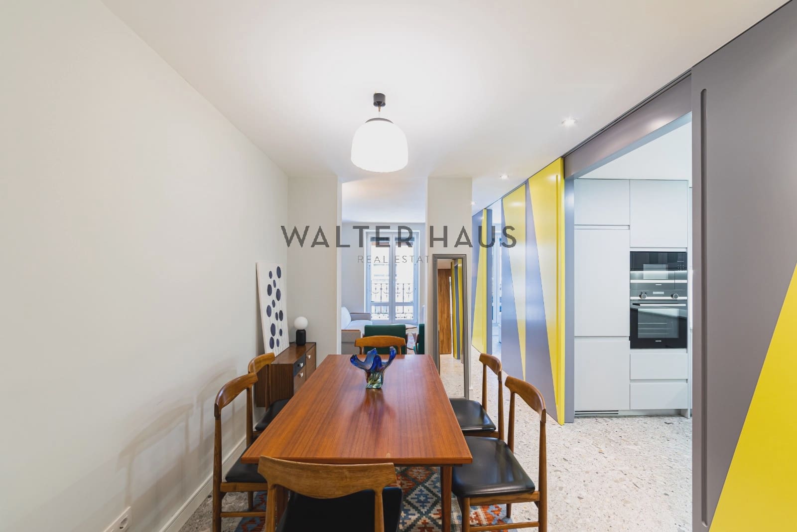 2 Zimmer Wohnung zu vermieten in Madrid Stadt mit Garage - 2.400 € (Ref: 9958839)